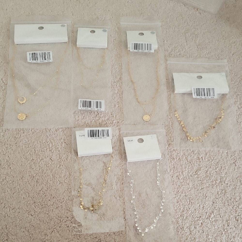 Forever 21 Necklace Bundle Gold And Silver